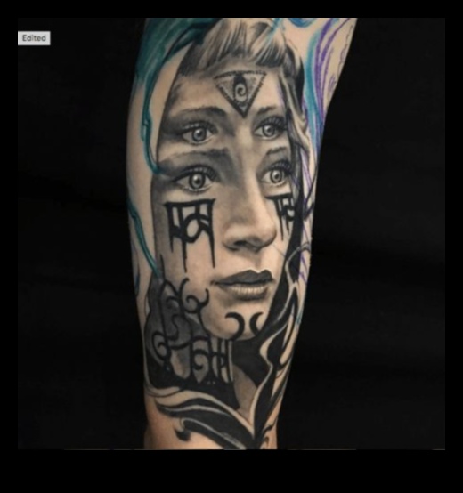 Iluzii de cerneală: minune reală în tatuaje cu realism